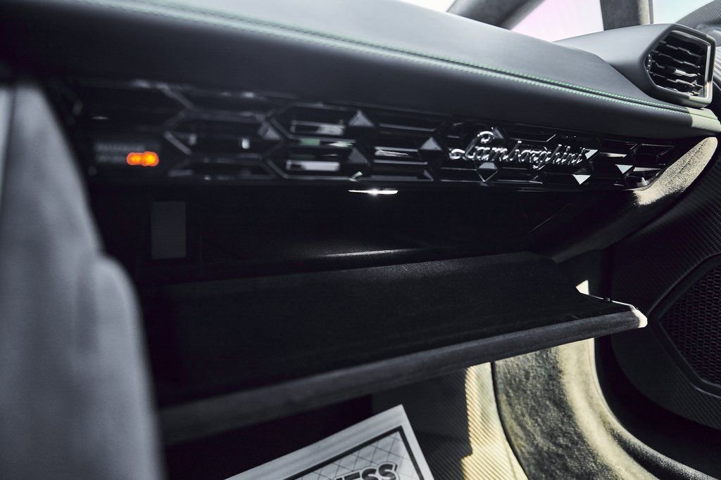 Used 2024 Lamborghini Huracan Sterrato image 66