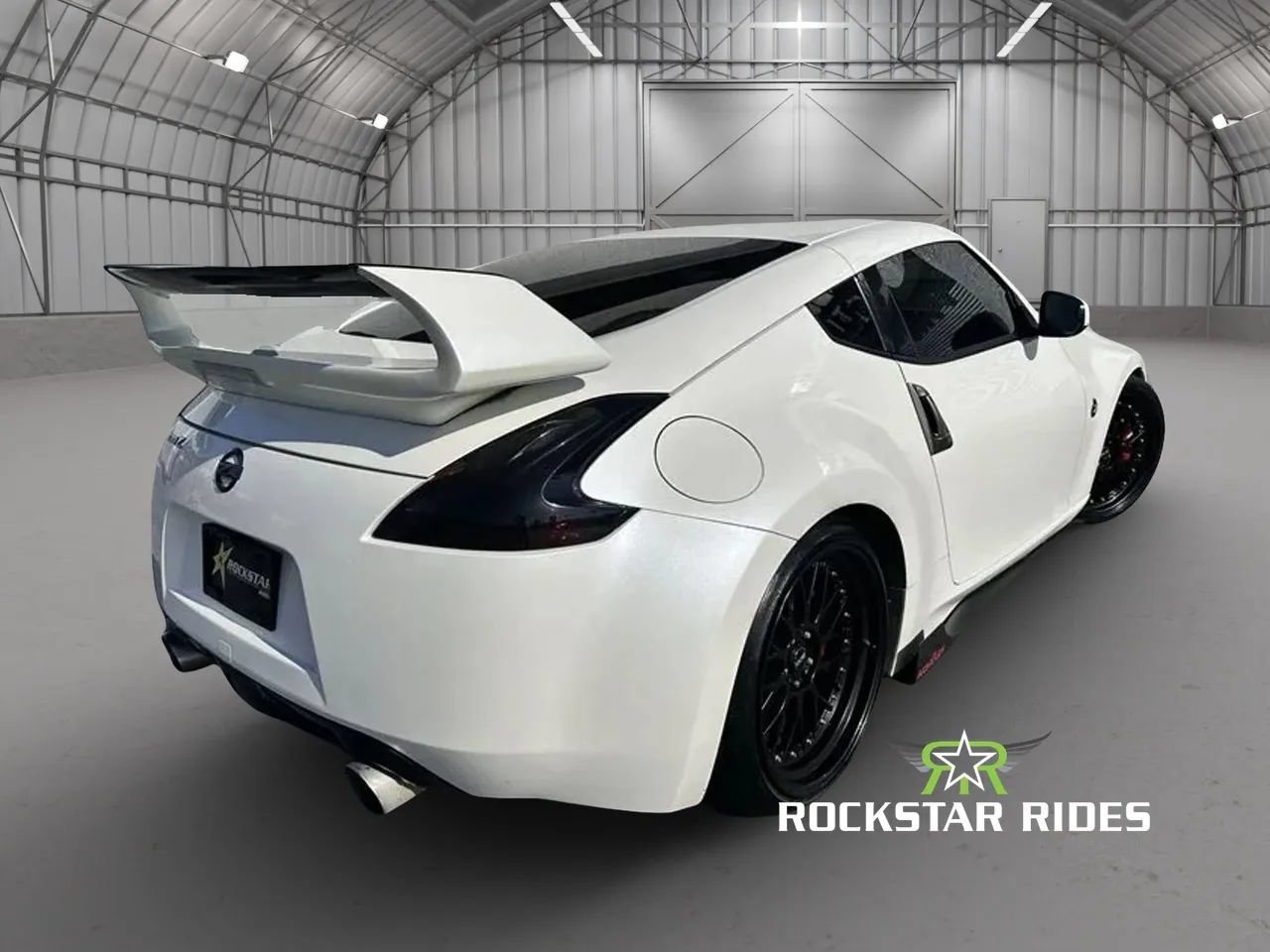 Used 2018 Nissan 370Z Coupe RWD image 9