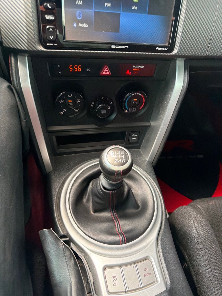 Used 2016 Scion FR-S RWD image 33