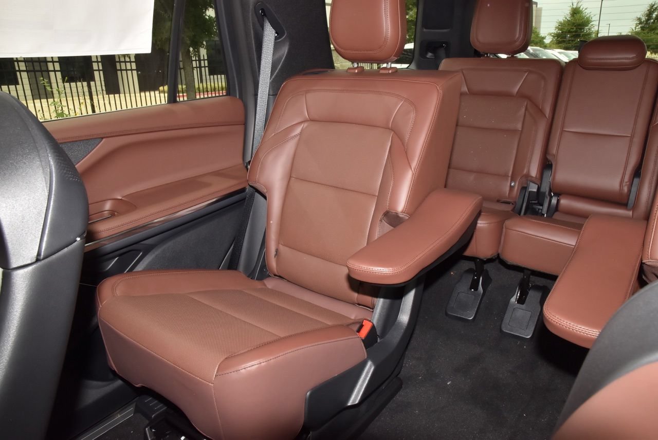 New 2026 Lincoln Navigator Reserve AWD/4WD image 20