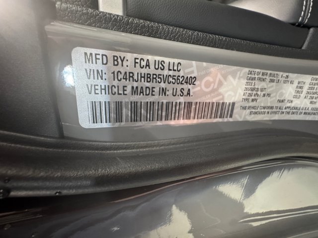 New 2027 Jeep Grand Cherokee Limited AWD/4WD image 32