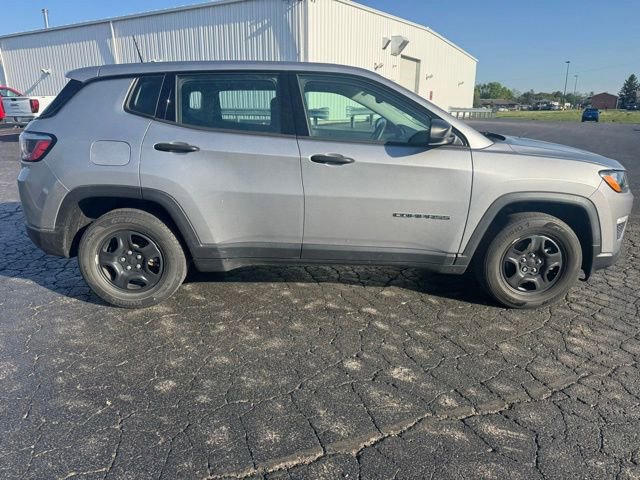 Used 2017 Jeep Compass Sport FWD image 5