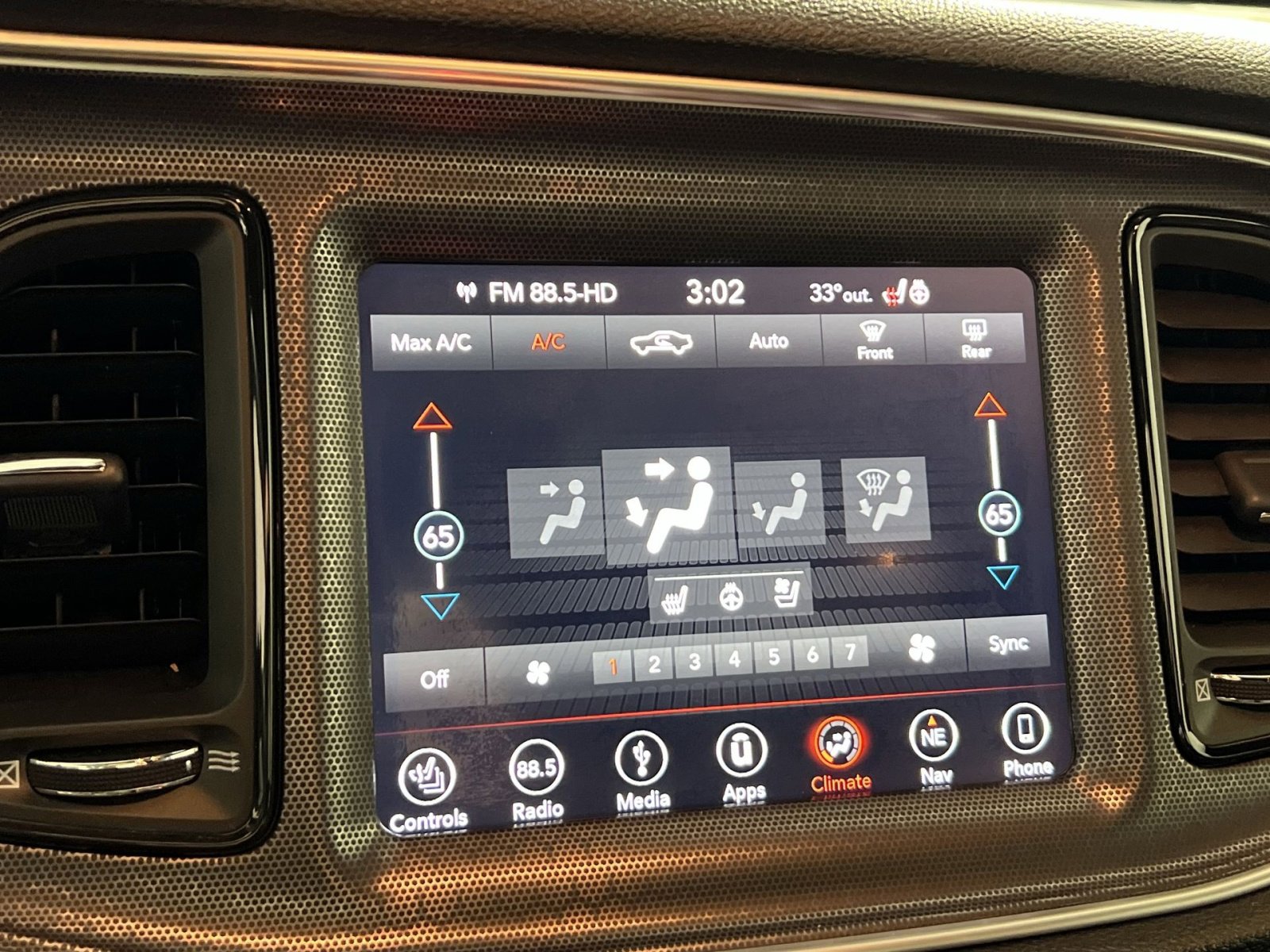 Used 2018 Dodge Challenger GT w/ Driver Convenience Group image 21