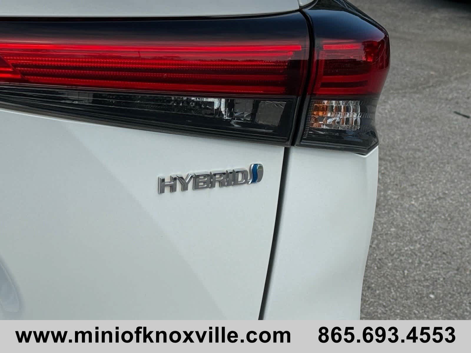 Used 2022 Toyota Highlander LE AWD/4WD image 11