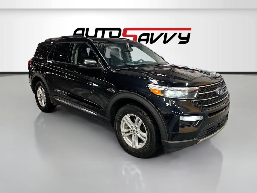 Used 2023 Ford Explorer XLT w/ Equipment Group 202A AWD/4WD image 1