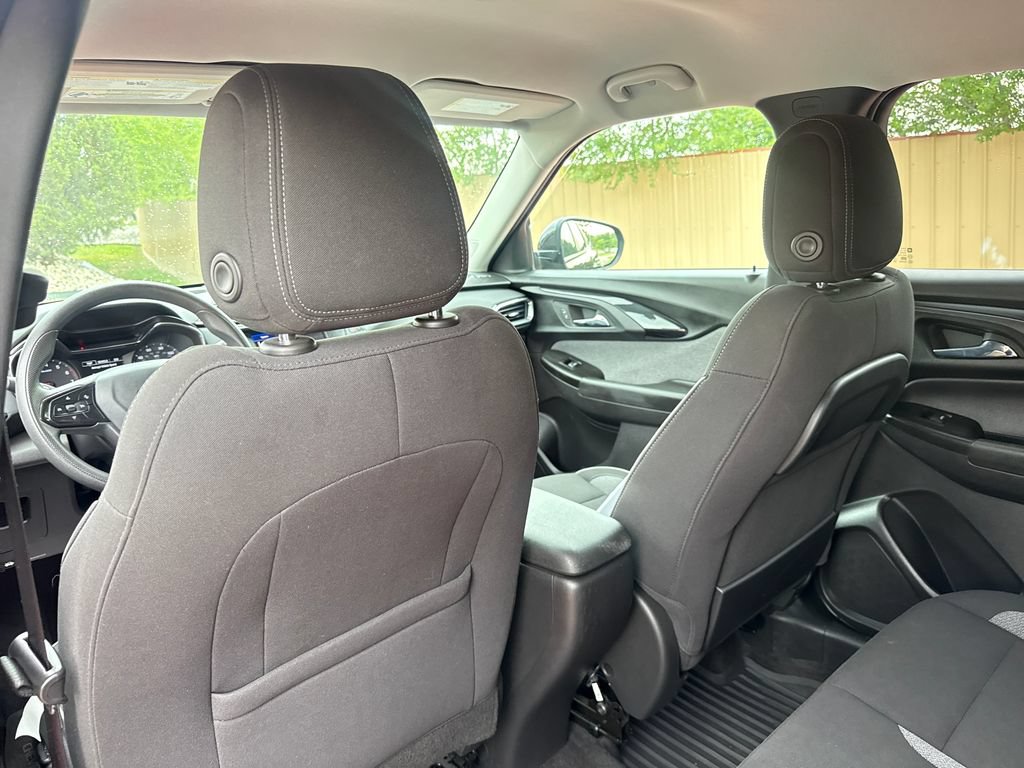 Used 2023 Chevrolet TrailBlazer LT AWD/4WD image 24