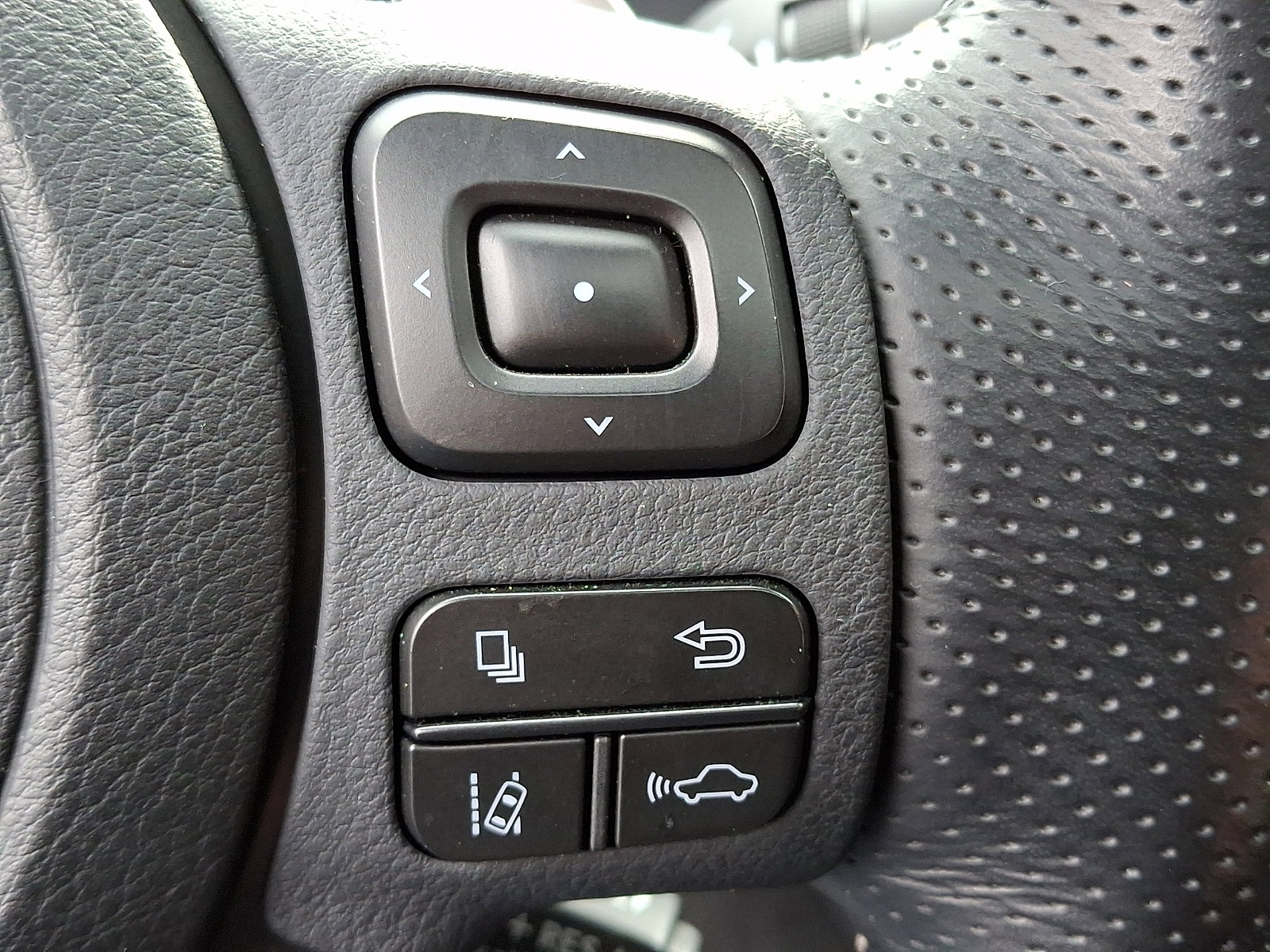 Used 2024 Lexus IS 350 F Sport image 25