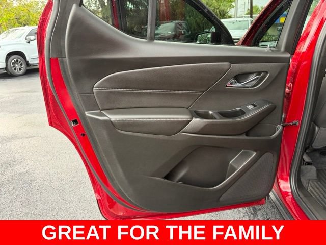 Used 2023 Chevrolet Traverse LT FWD image 13