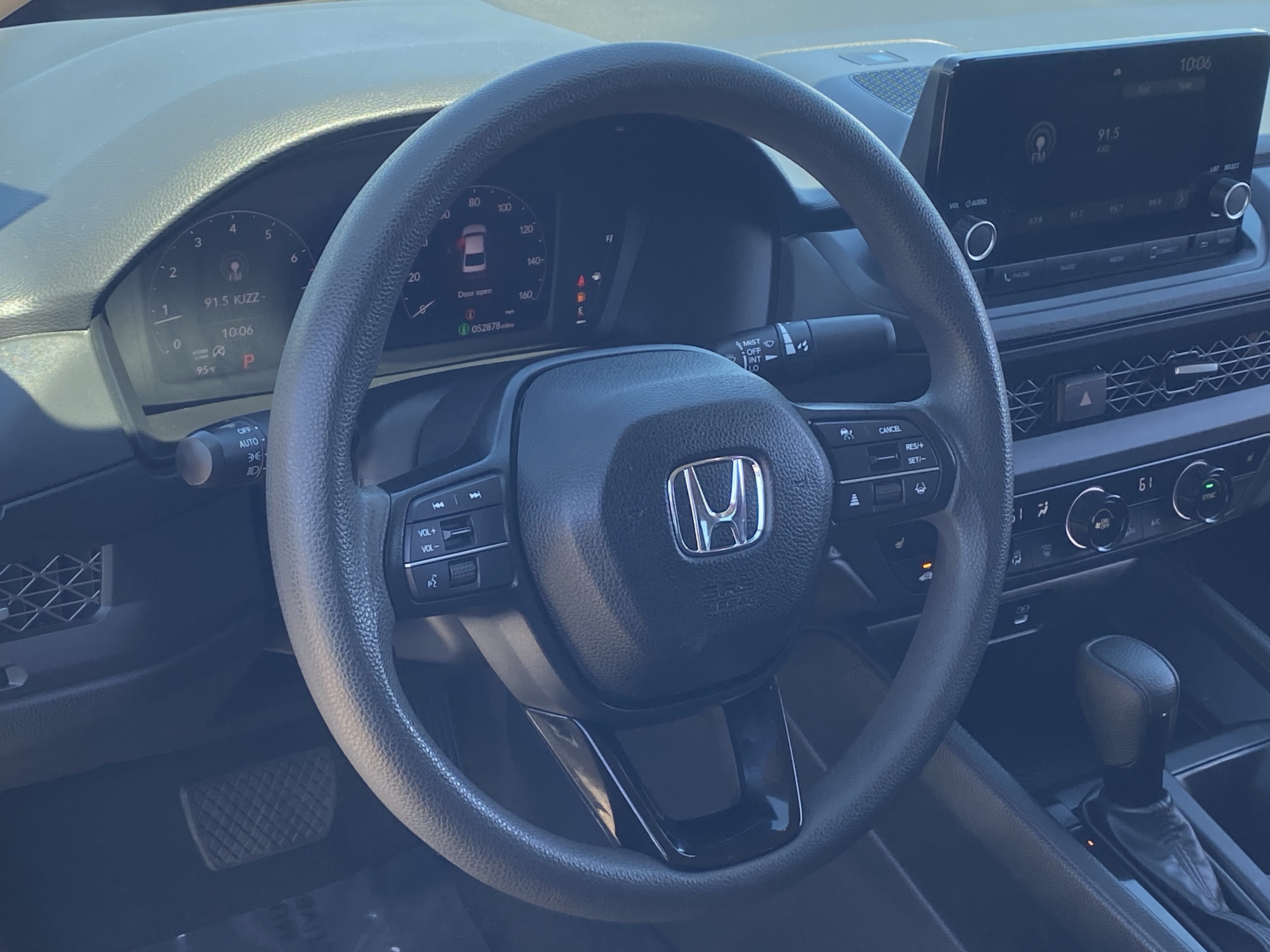 Used 2025 Honda Accord SE image 21