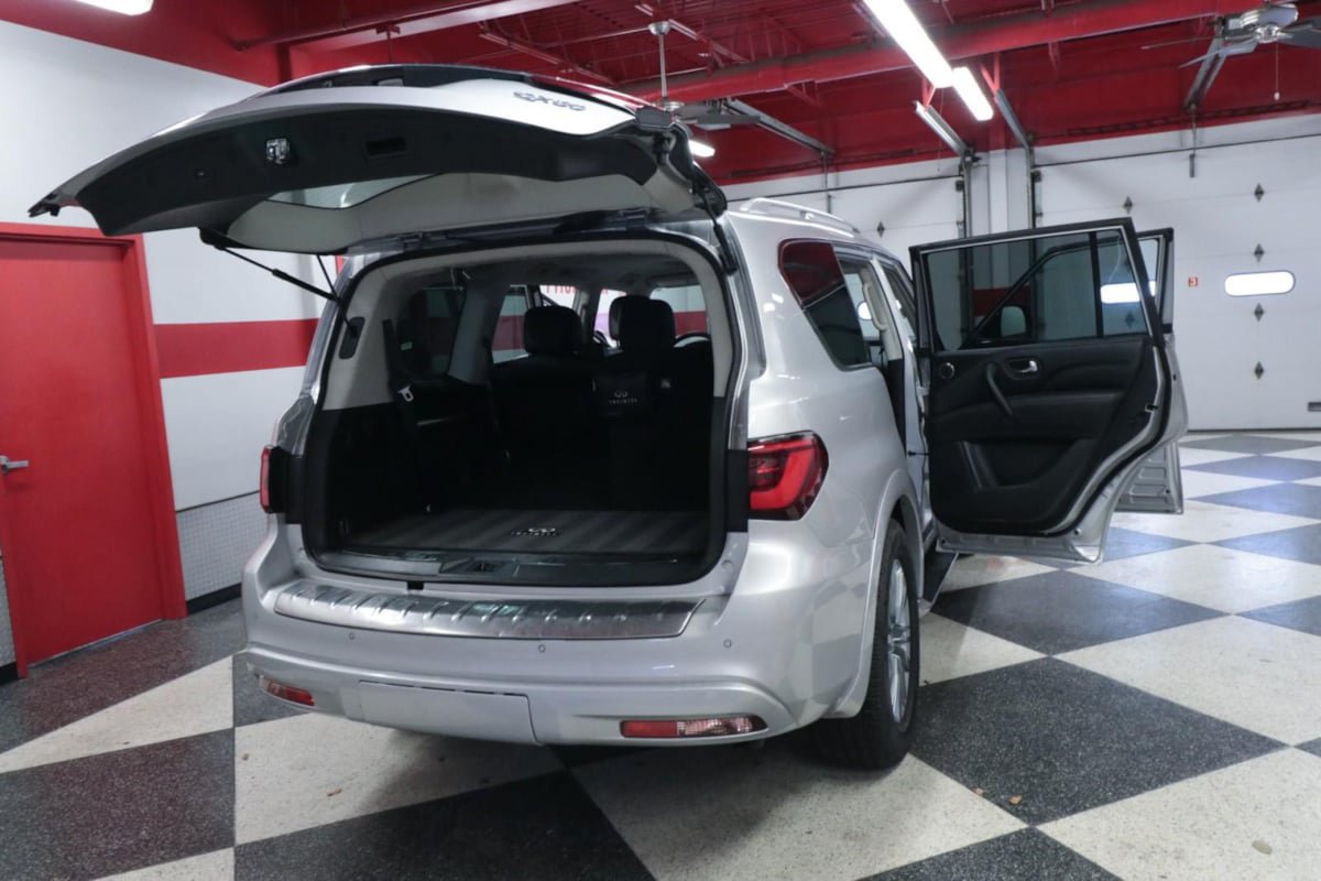 Used 2023 INFINITI QX80 Luxe w/ Cargo Package RWD image 28