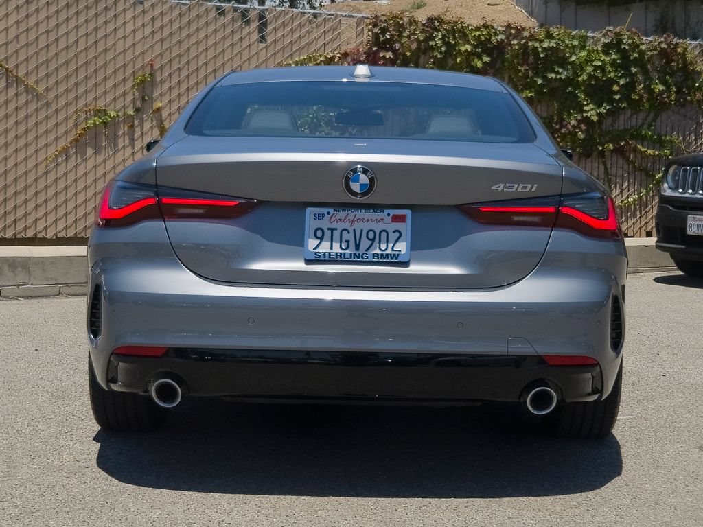 Used 2026 BMW 430i Coupe w/ Premium Package RWD image 27