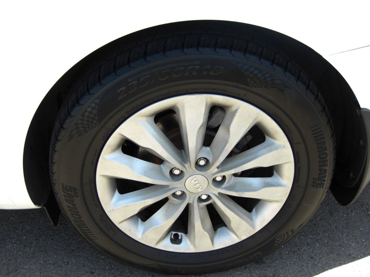 Used 2015 Kia Sedona EX FWD image 5