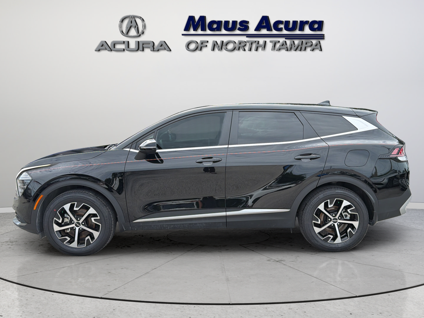 Used 2025 Kia Sportage EX FWD image 6