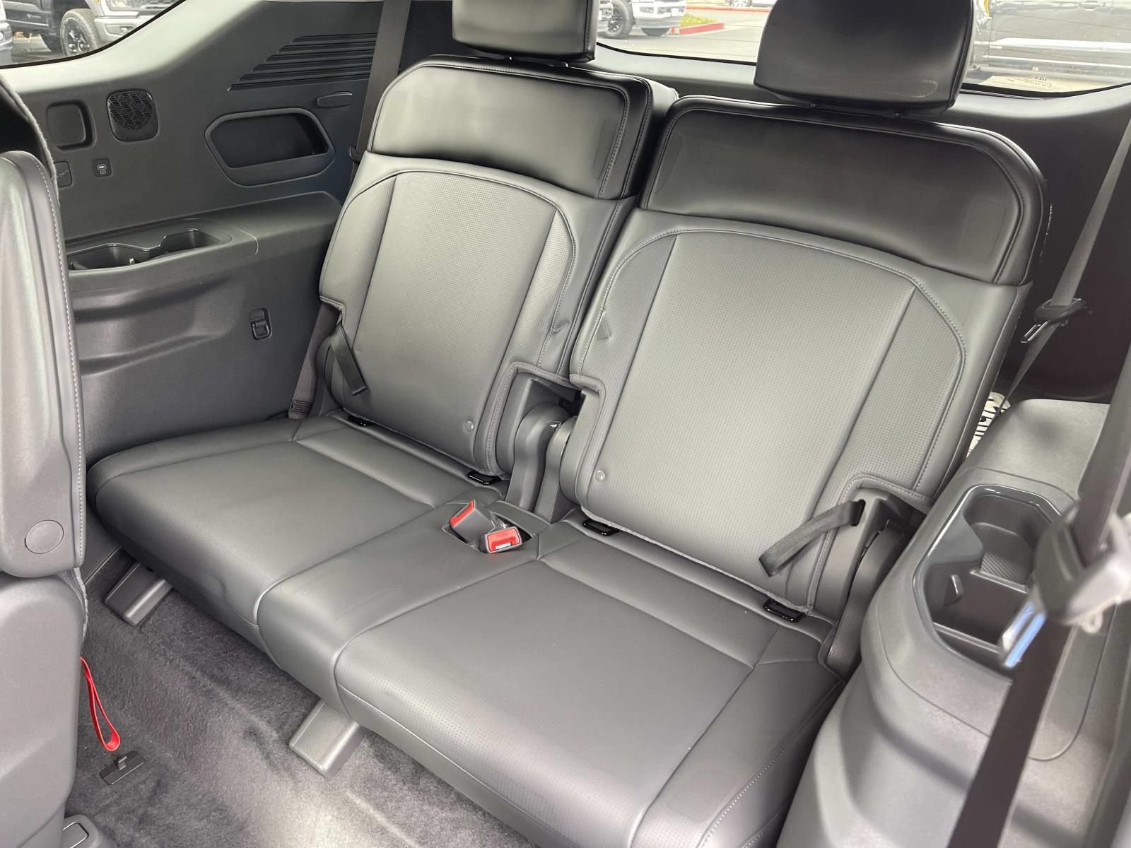 Used 2024 Kia EV9 Light Long Range RWD image 13