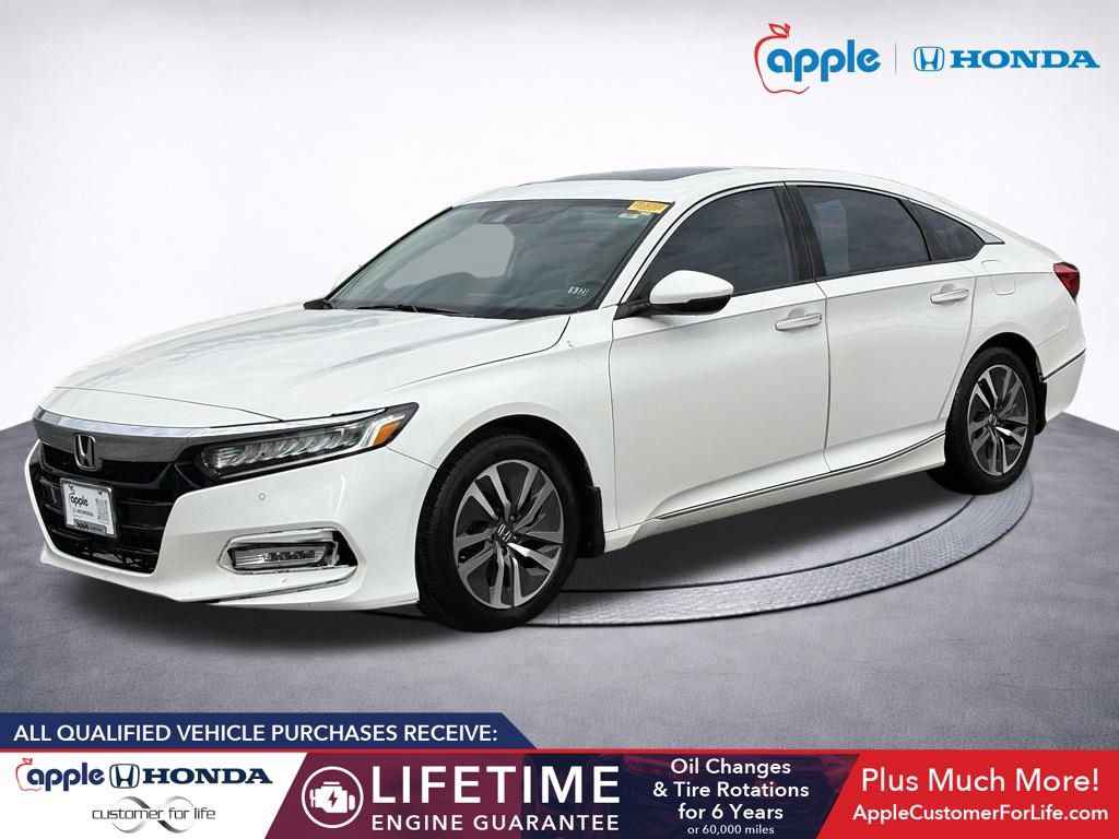Used 2018 Honda Accord Touring video 3