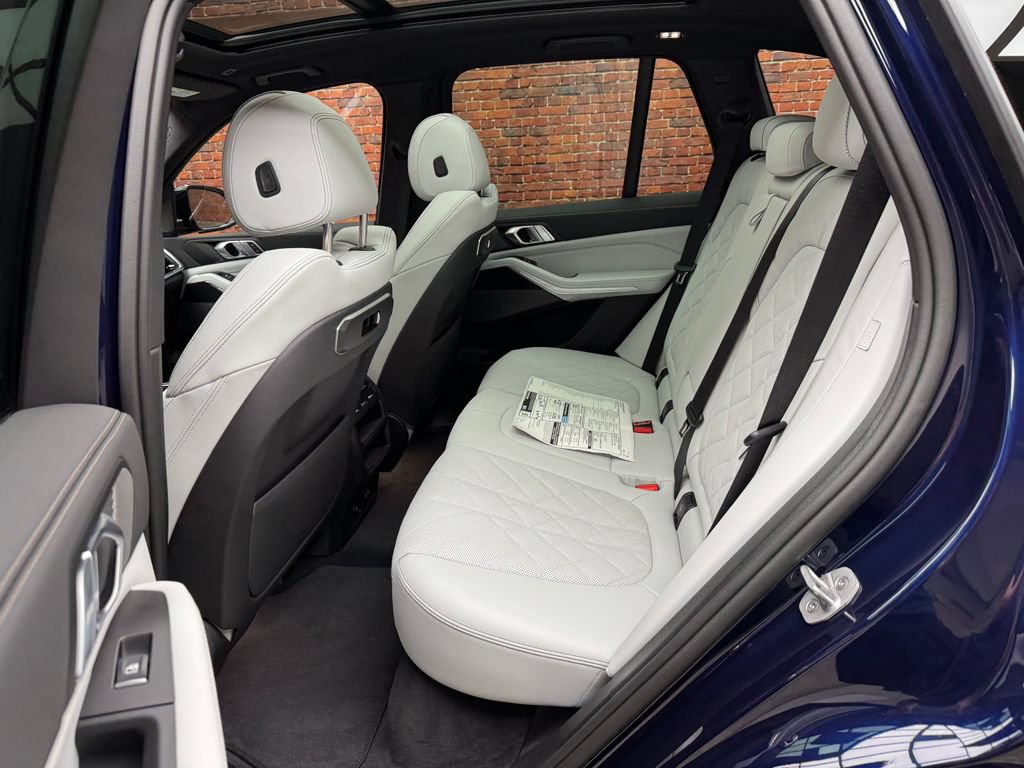 Used 2026 BMW X5 xDrive40i w/ M Sport Package AWD/4WD image 23