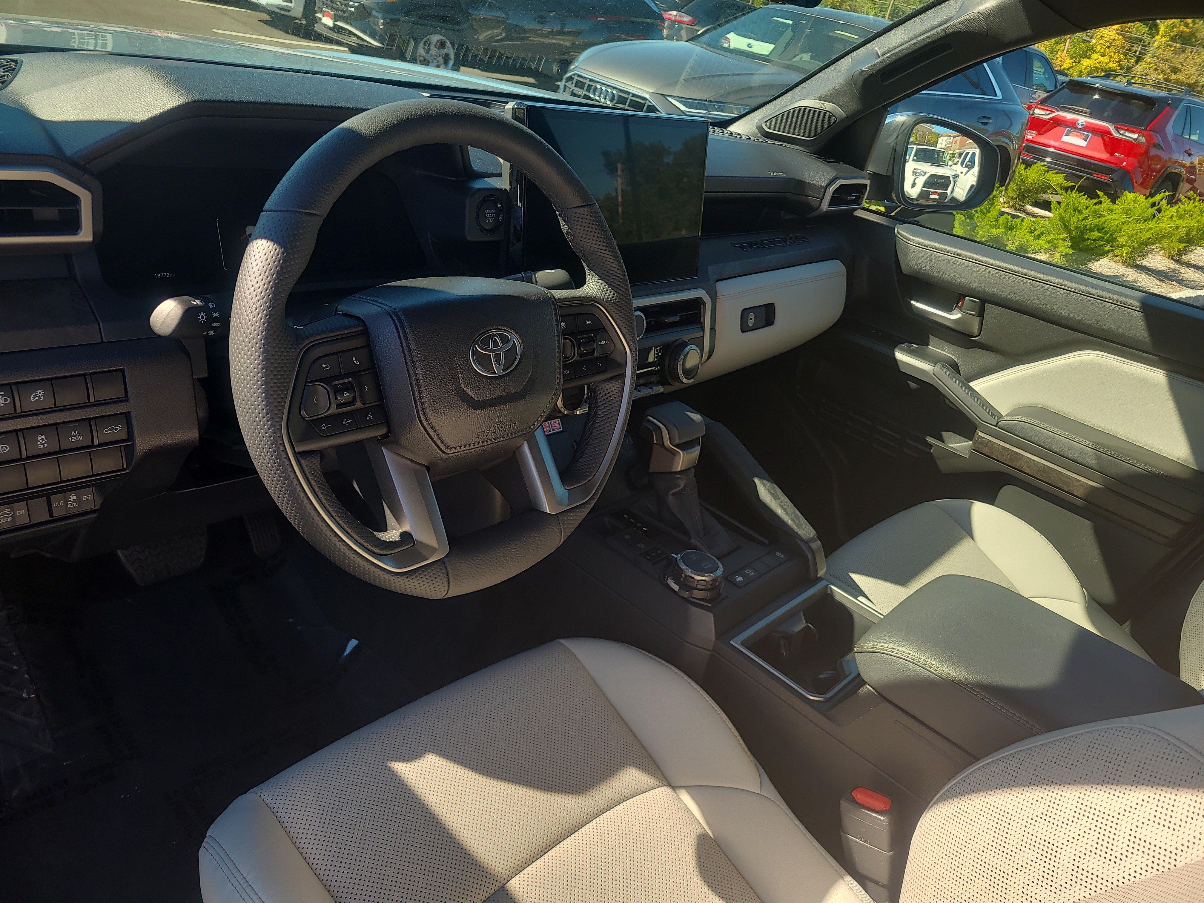 Certified 2026 Toyota Tacoma Limited AWD/4WD image 15