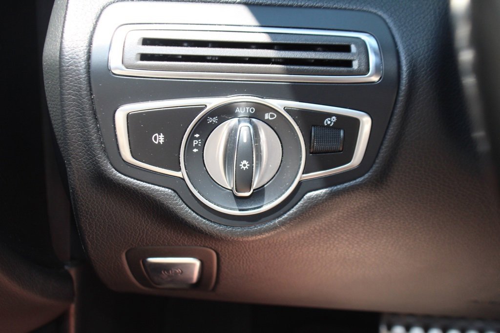 Certified 2019 Mercedes-Benz C 300 4MATIC Cabriolet image 13