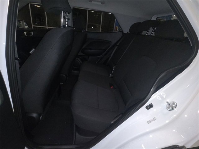 Used 2020 Hyundai Venue SE image 20