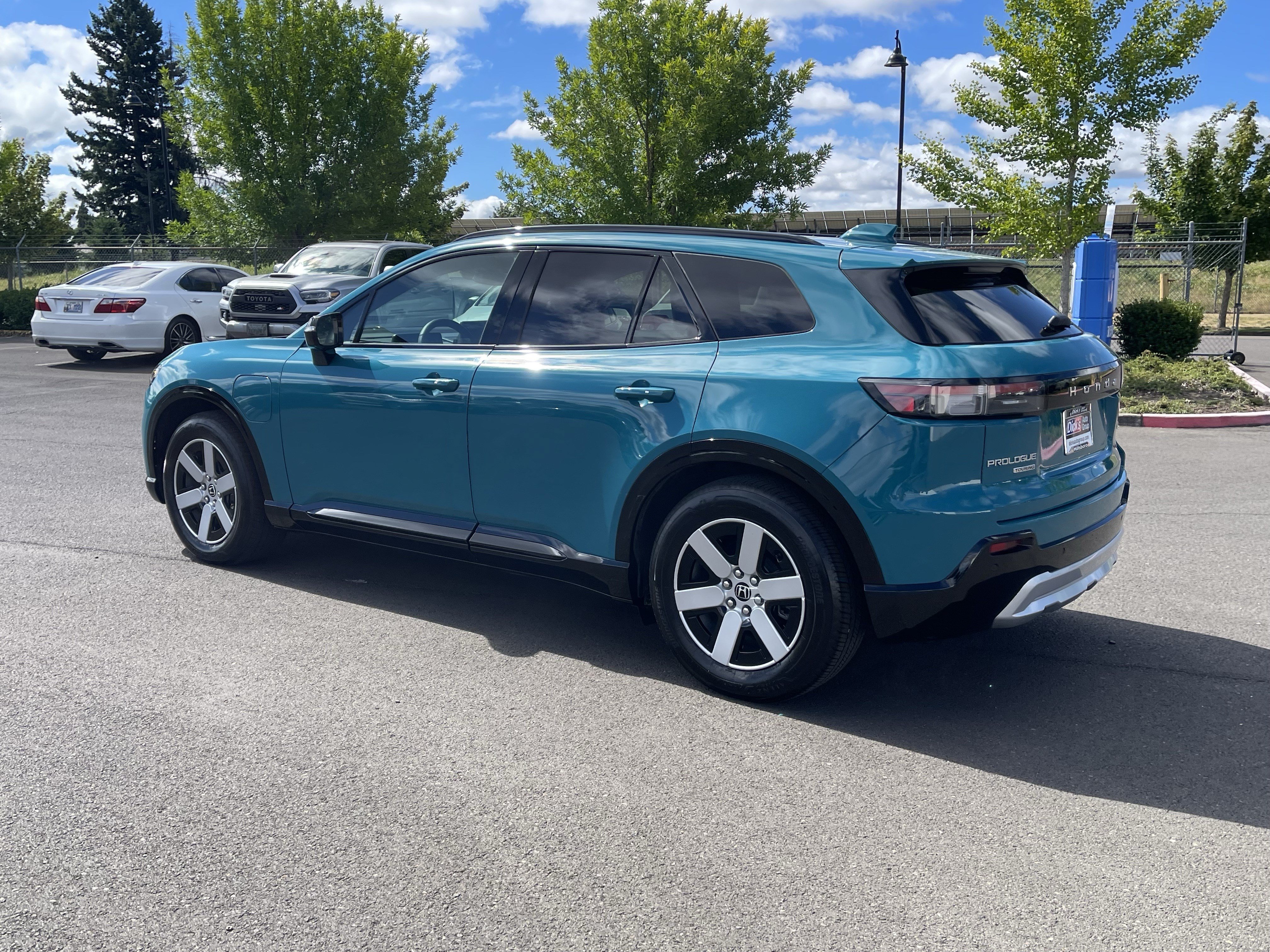 Used 2024 Honda Prologue Touring image 3