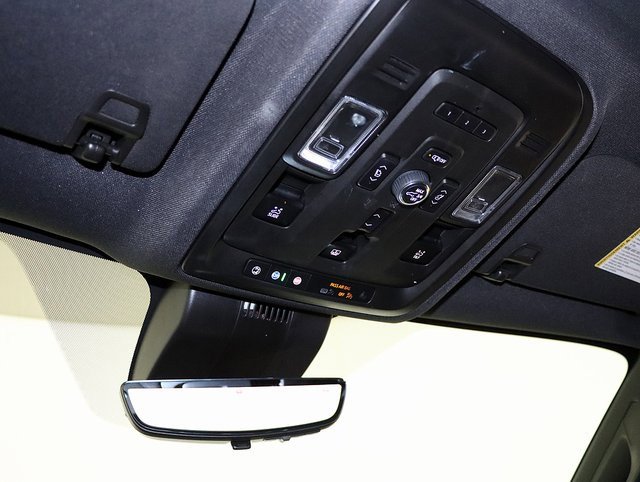 Used 2023 Chevrolet Tahoe High Country w/ Premium Package 2 image 25