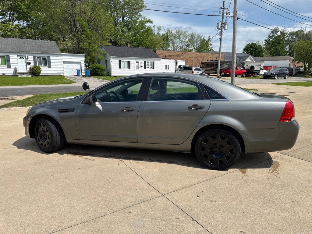 Used 2013 Chevrolet Caprice RWD image 5
