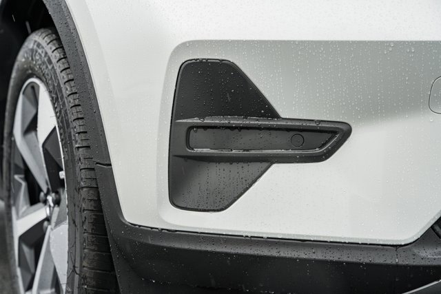 Certified 2025 Volvo XC40 B5 Core w/ Protection Package Premier image 16