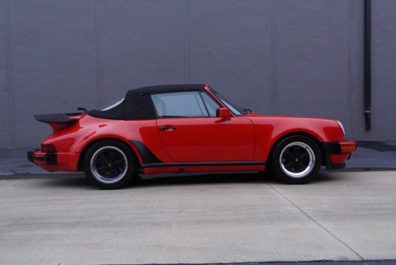 Used 1988 Porsche 911 Carrera RWD image 4