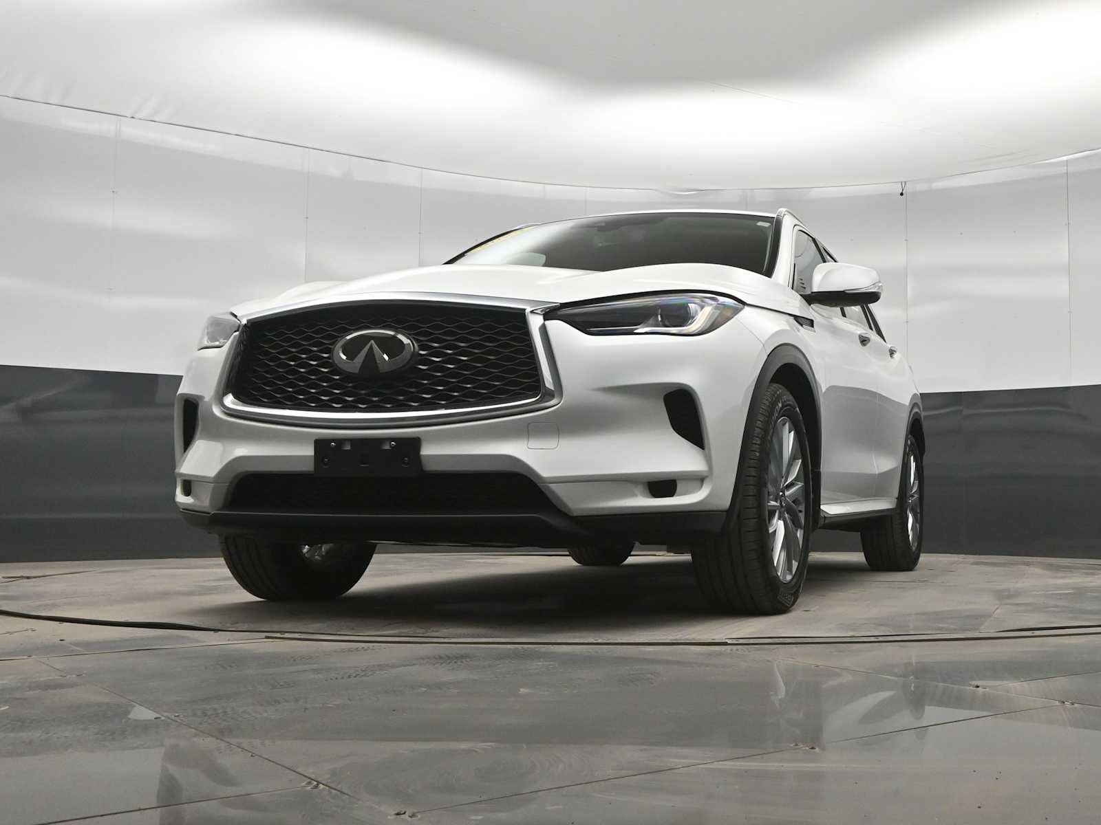 Used 2023 INFINITI QX50 Luxe image 29