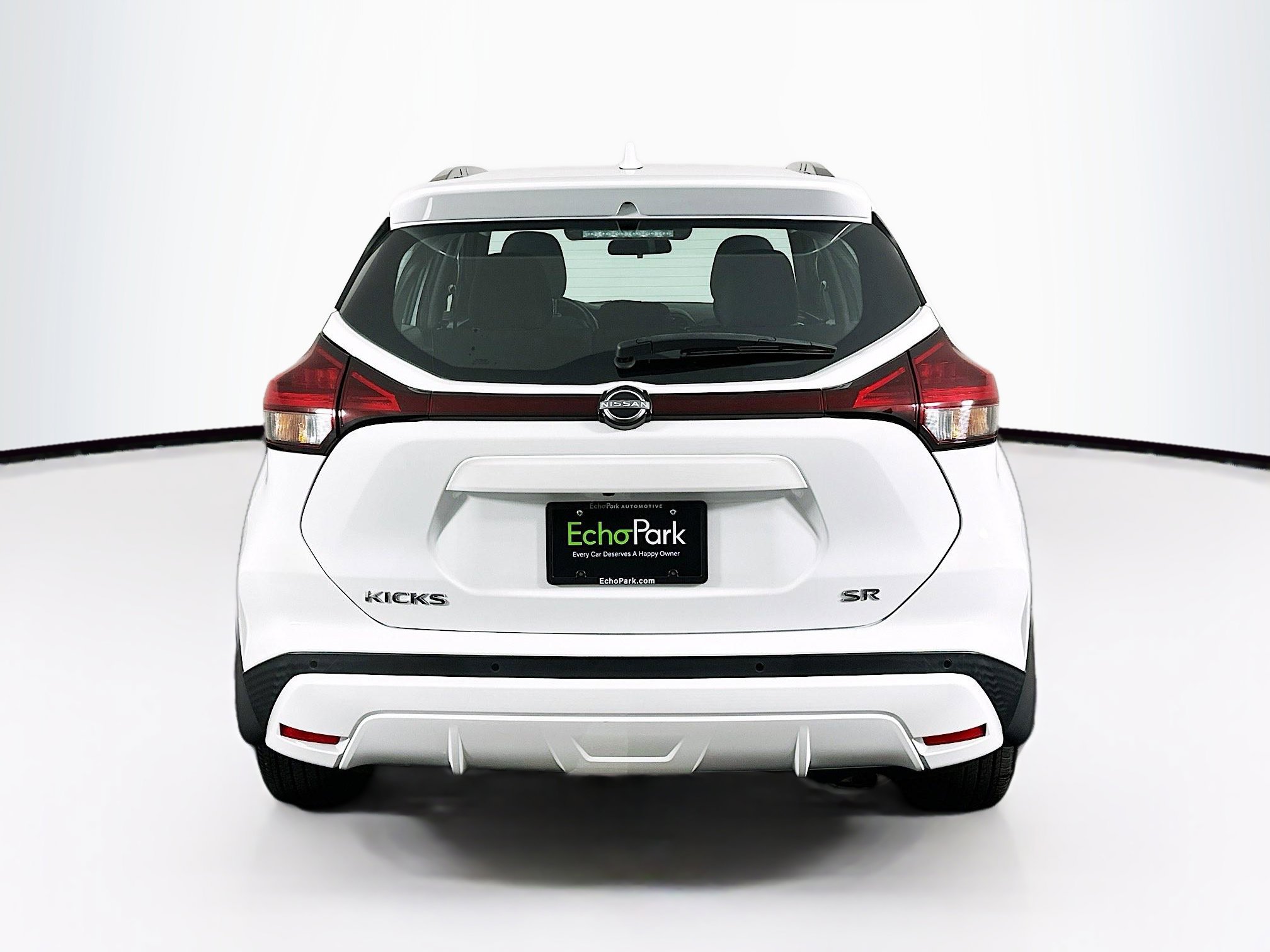 Used 2023 Nissan Kicks SR image 7