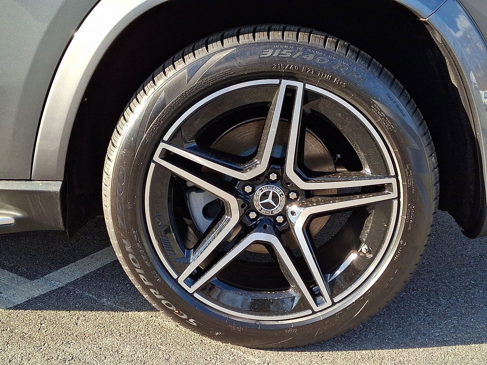 New 2026 Mercedes-Benz GLS 450 4MATIC image 5