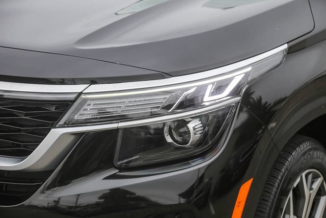 Certified 2022 Kia Seltos EX AWD/4WD image 6