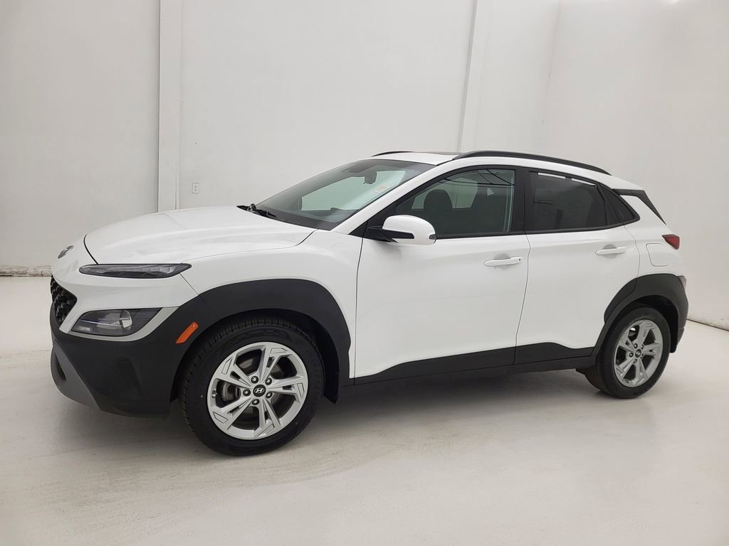 Used 2023 Hyundai Kona SEL w/ Convenience Package image 18