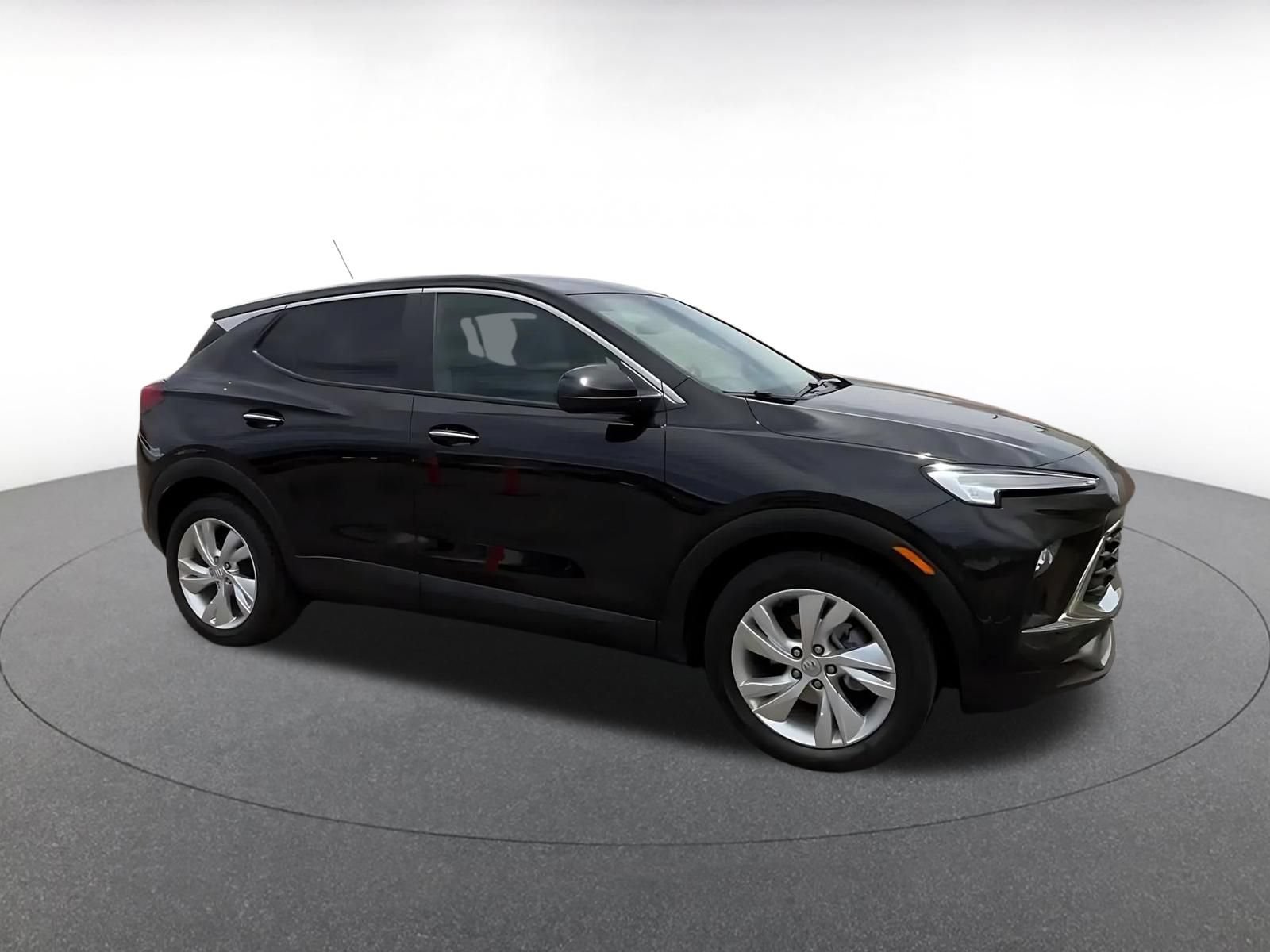 Used 2025 Buick Encore GX Preferred FWD image 2
