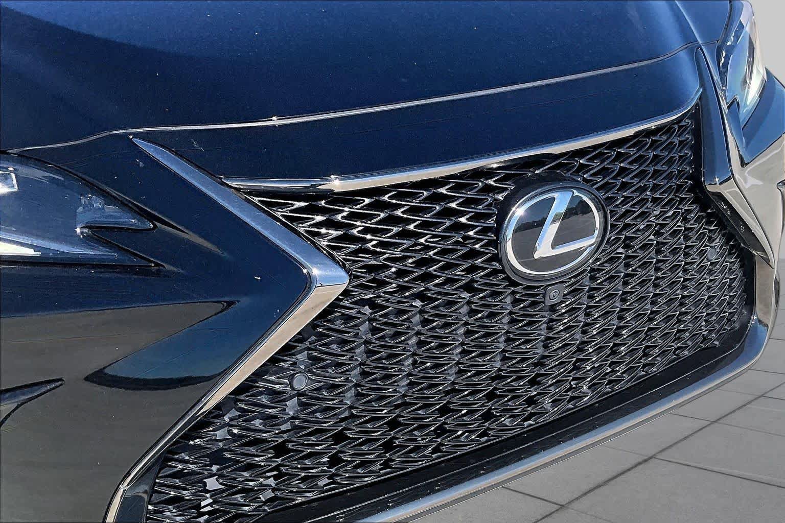 Used 2024 Lexus ES 350 F Sport w/ Accessory Package (Z2) FWD image 28