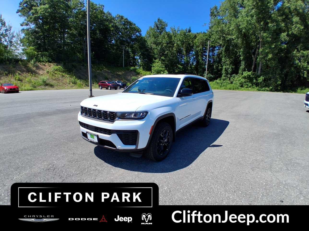 New 2026 Jeep Grand Cherokee L 4WD image 1