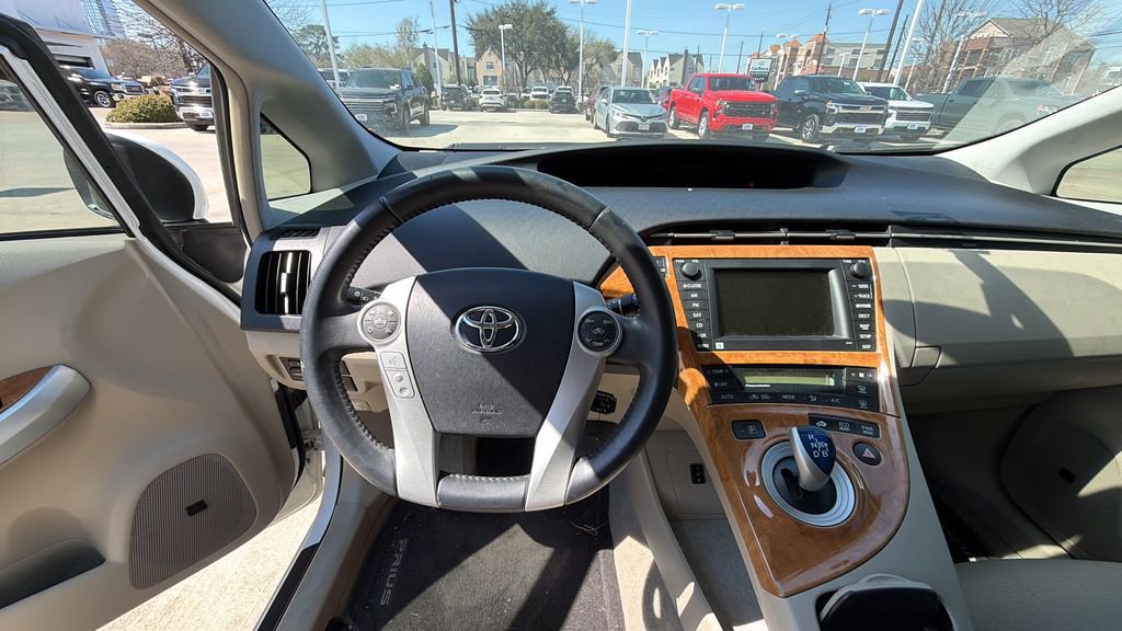 Used 2010 Toyota Prius Two image 9