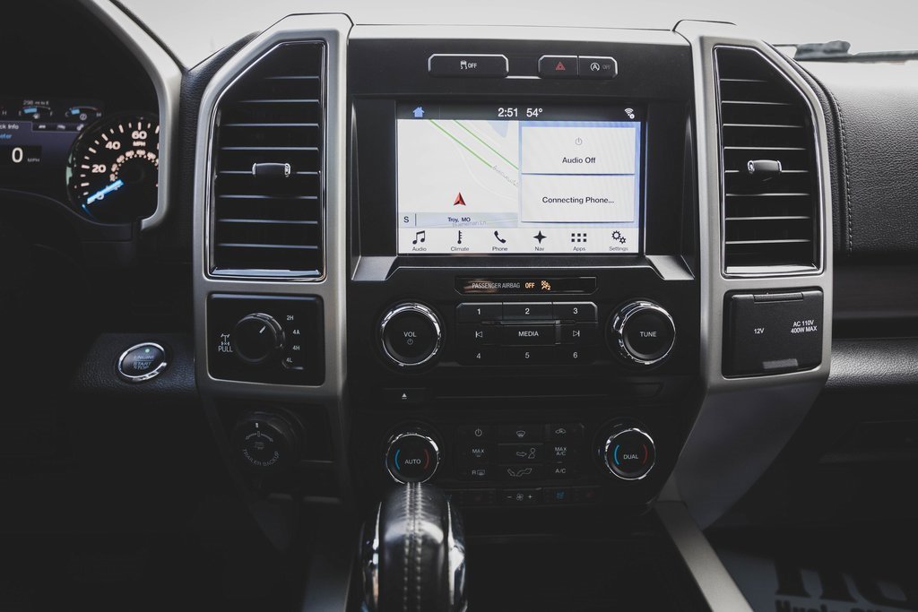 Used 2017 Ford F150 Lariat image 5