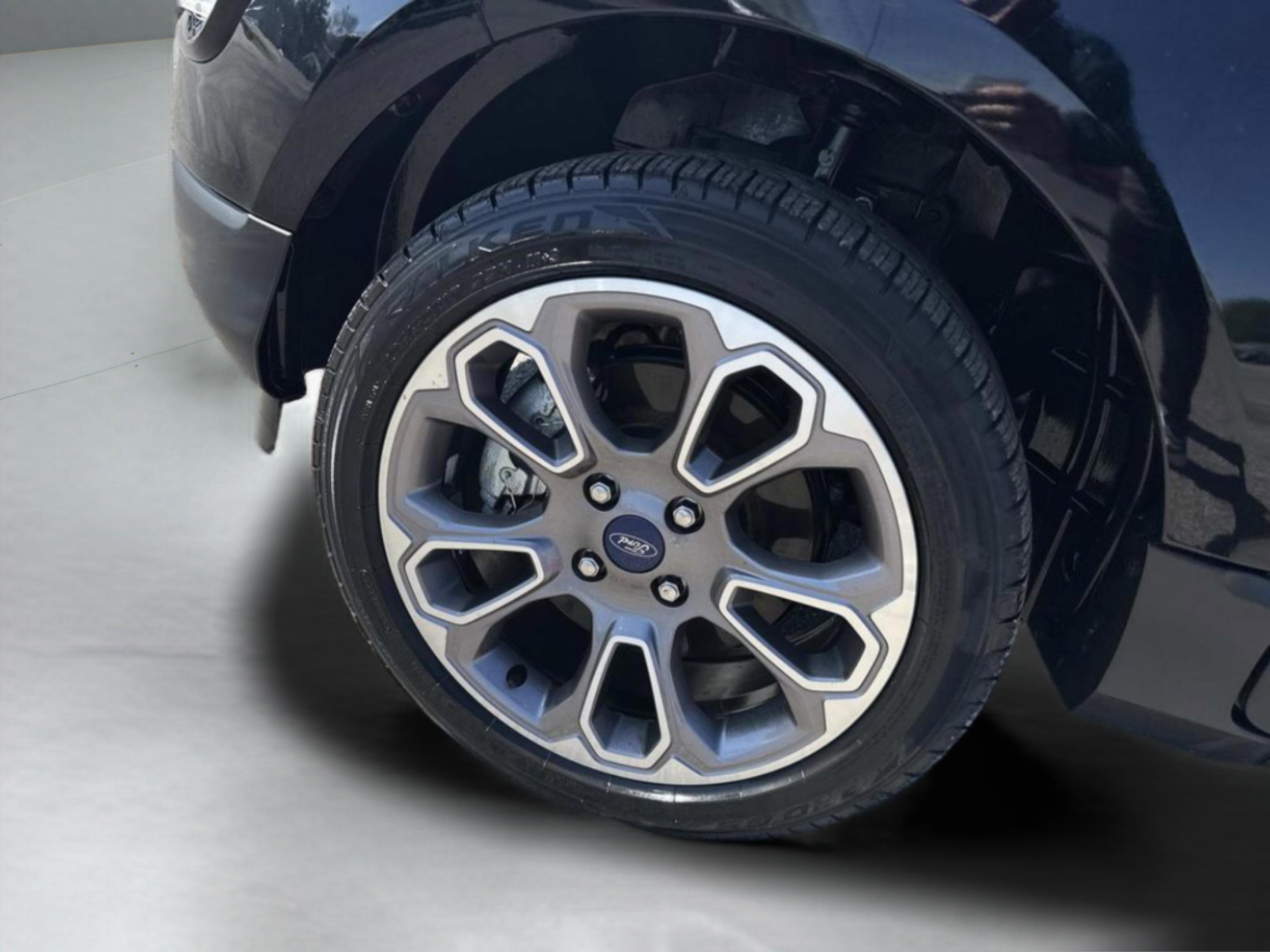 Used 2020 Ford EcoSport Titanium image 14