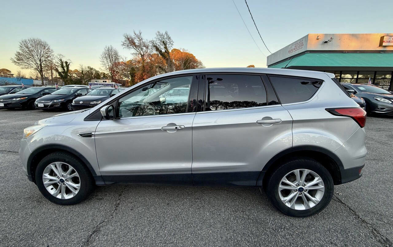 Used 2019 Ford Escape SE image 6