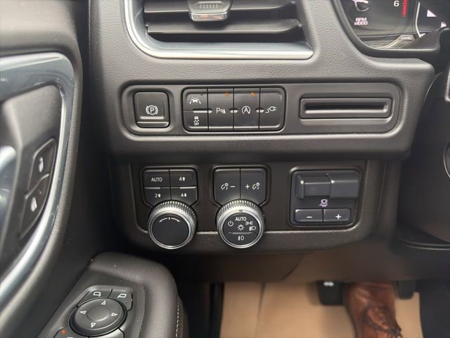 Certified 2021 GMC Yukon SLT w/ SLT Luxury Plus Package image 31