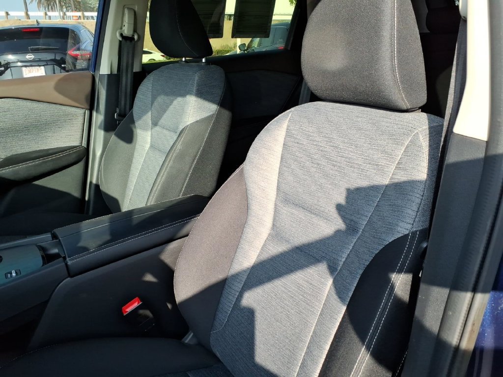 Certified 2023 Nissan Rogue SV FWD image 14
