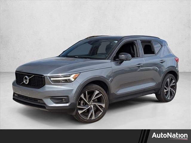 Used 2019 Volvo XC40 T5 R-Design