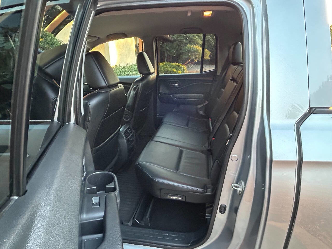 Used 2017 Honda Ridgeline RTL-T image 31