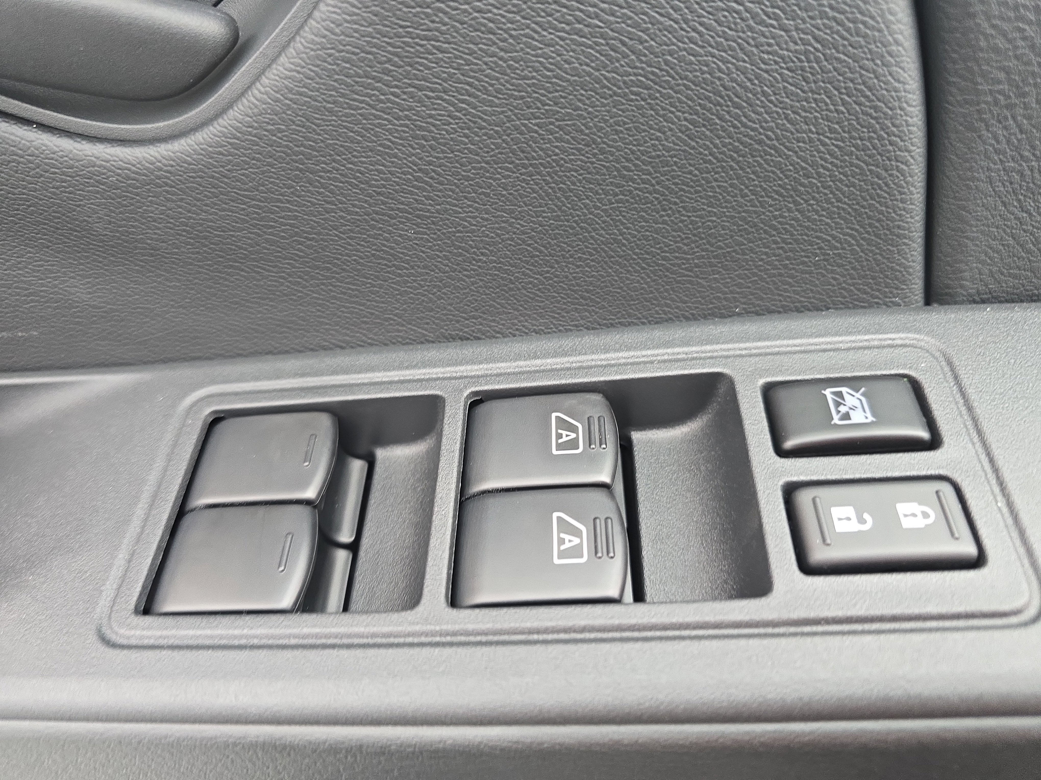 New 2026 Nissan Frontier PRO-4X w/ Pro-4x Convenience Package image 27