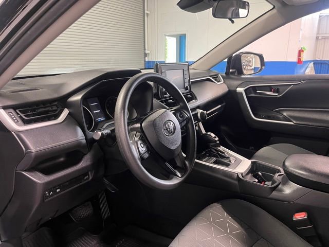 Used 2020 Toyota RAV4 XLE w/ Convenience Package image 23