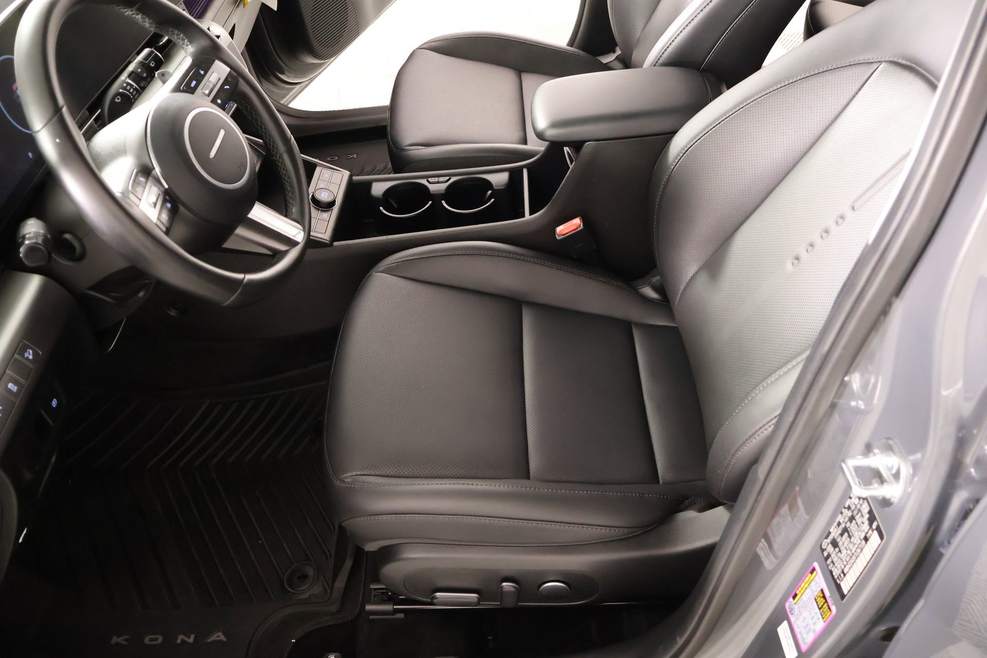 Used 2026 Hyundai Kona SEL Premium FWD image 10