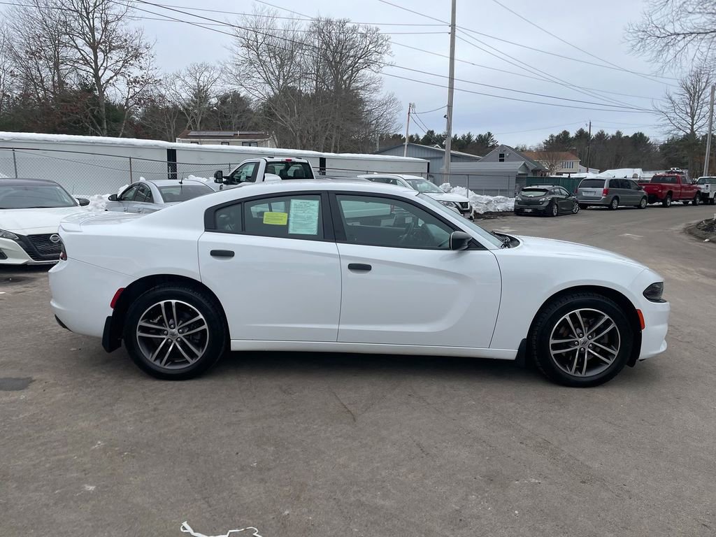 Used 2019 Dodge Charger SXT w/ Plus Group image 4