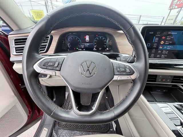 Used 2024 Volkswagen Atlas SE w/ Panoramic Sunroof Package AWD/4WD image 47