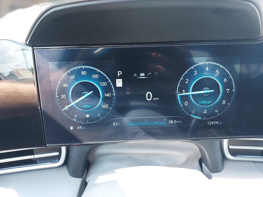 Used 2025 Hyundai Elantra SEL FWD image 18